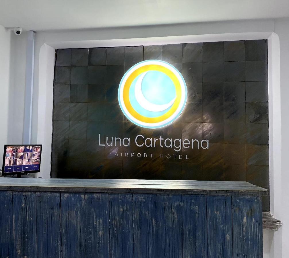 Luna Cartagena Airport Hotel Exterior photo
