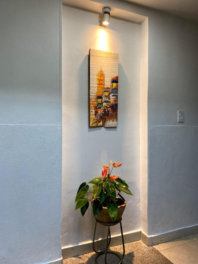 Luna Cartagena Airport Hotel Exterior photo